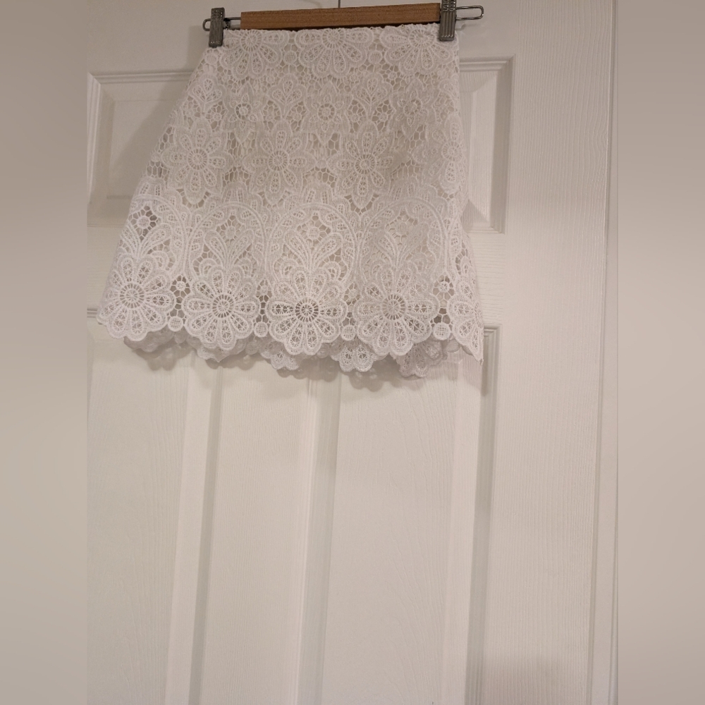 Abercrombie & Fitch Lace Midi Skirt - XXS - NWOT